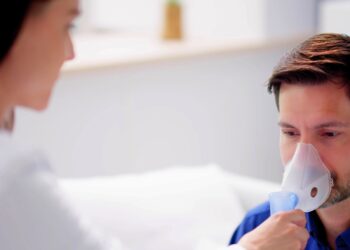 Científicos en Málaga descubren que un medicamento común podría frenar el asma grave