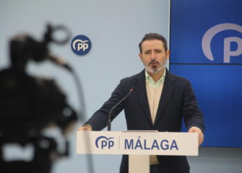 Carmona alerta de que los andaluces pagarán 70 millones de euros más al año con el nuevo impuesto a las viviendas heredadas de Montero