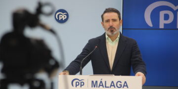 Carmona alerta de que los andaluces pagarán 70 millones de euros más al año con el nuevo impuesto a las viviendas heredadas de Montero