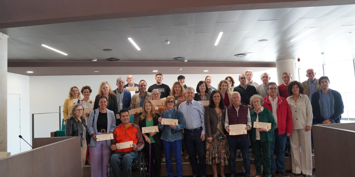 Estepona incrementa las ayudas para la atención a familias vulnerables hasta el millón de euros