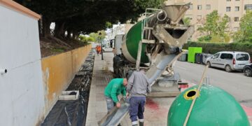 Estepona supera el centenar de actuaciones con la Brigada de Barrios en solo cuatro meses