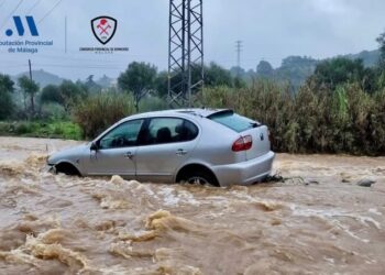 Más de una treintena de incidencias en Málaga tras la activación de la alerta roja por lluvias