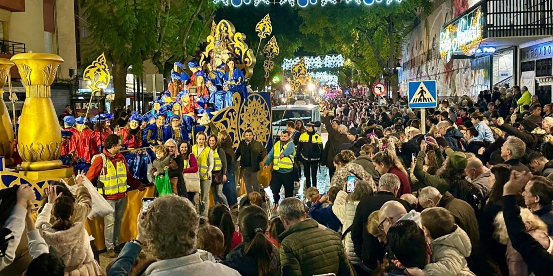 Fuengirola cierra una Navidad exitosa y con una amplia participación ciudadana pese a las inclemencias meteorológicas