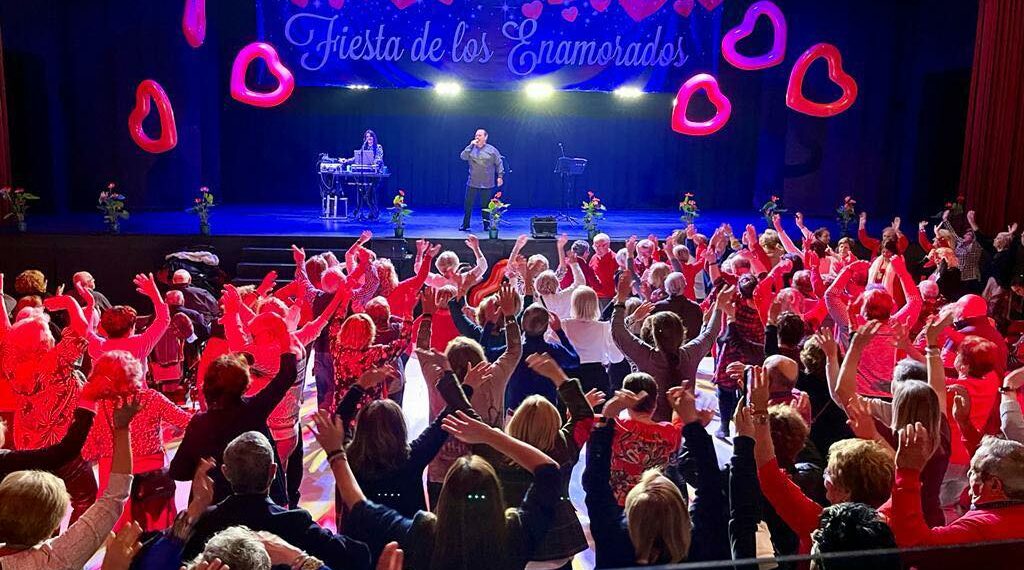 El Ayuntamiento de Fuengirola homenajeará a las parejas de la ciudad que celebren sus Bodas de Oro en 2026