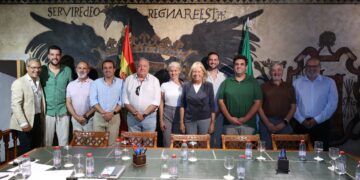 Marbella concede una subvención de 12.000 euros a la Agrupación de Cofradías para el economato solidario de Cáritas