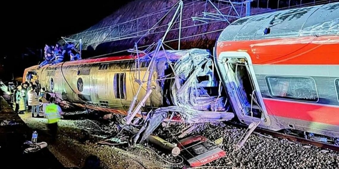 La Junta de Andalucía confía en identificar este martes a las 41 víctimas del accidente ferroviario de Adamuz