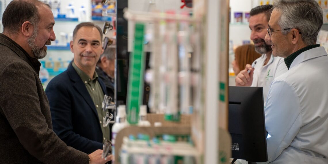 Cerca de 70 comercios de Benalmádena se benefician de las ayudas municipales por las obras en Retamar, Juan Luis Peralta y Gamonal