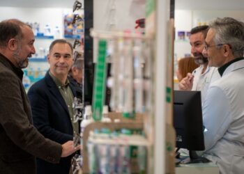 Cerca de 70 comercios de Benalmádena se benefician de las ayudas municipales por las obras en Retamar, Juan Luis Peralta y Gamonal