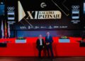 Ana Mula recibe en Madrid la Placa de Oro de la Federación Española de Patinaje al Ayuntamiento de Fuengirola