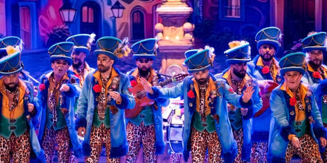 La comparsa marbellí “El desvelo” brilla en las preliminares del COAC 2026 de Cádiz