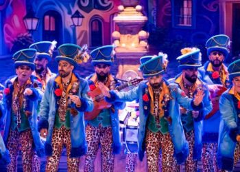 La comparsa marbellí “El desvelo” brilla en las preliminares del COAC 2026 de Cádiz