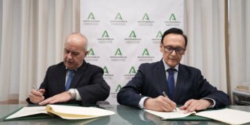 La Junta mantiene en 2026 la aportación de 1,6 millones de euros a la UNED en Andalucía