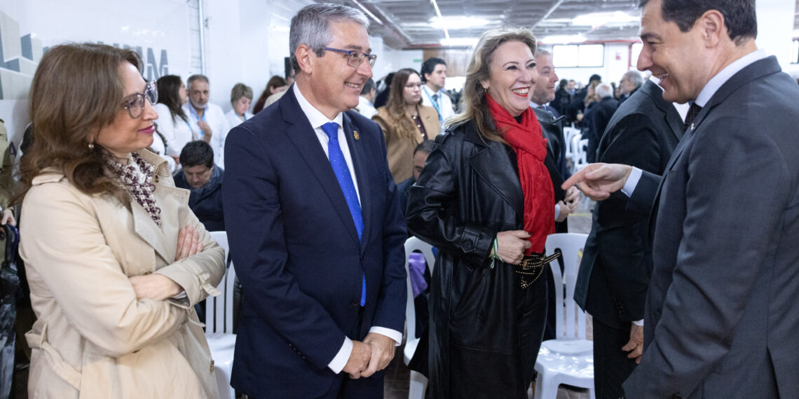 Salado destaca que el Hospital Virgen de la Esperanza representa un símbolo cívico de la colaboración y la lealtad institucional