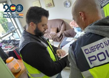 Detenido en la provincia de Málaga a dos personas por estafa en inversiones de criptomonedas