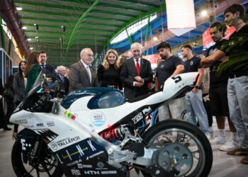 La Junta ofrece “la mayor oferta de financiación empresarial a la I+D+i de su historia” con 235 millones de euros