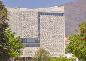 Estepona cerró 2025 con uno de los periodos medio de pago más bajos de España