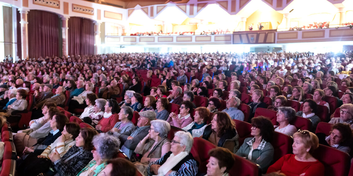 Diputación organiza el mayor evento para mayores de la provincia con la Orquesta Sinfónica de Andalucía para 1.700 personas en Torremolinos