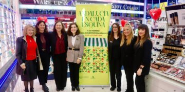 La Junta invierte más de 180 millones para fomentar el comercio y la artesanía de Andalucía desde 2019