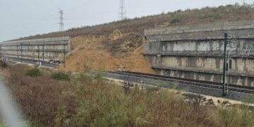 El derrumbe en Álora agrava la crisis ferroviaria y prolonga la suspensión del AVE en Málaga