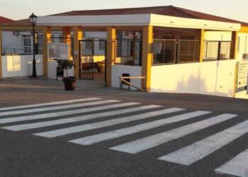 Vuelve la actividad lectiva presencial para este lunes en Casares y El Secadero