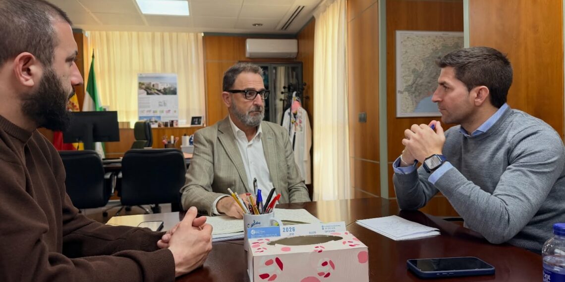 Casares pide a la Junta la reposición «urgente» del segundo médico del centro de salud