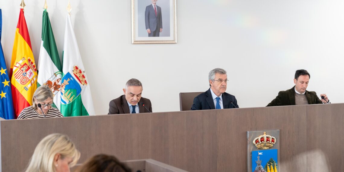 El Pleno aprueba la compatibilidad de uso del suelo municipal que eleva a más de 1.200 las VPO que se pueden comenzar a construir