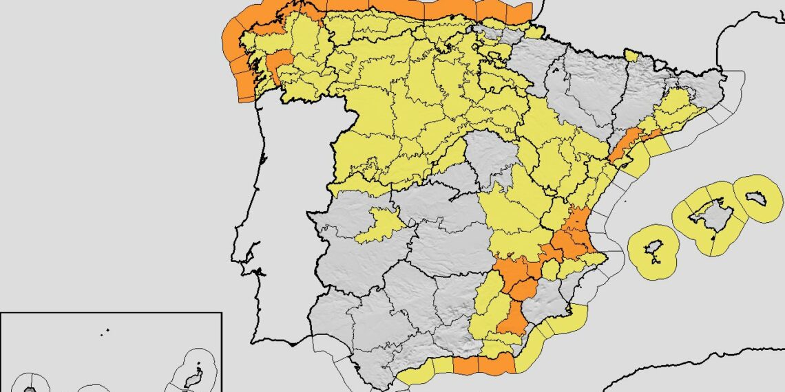 La Aemet activa el aviso amarillo por fenómenos costeros para este miércoles en la Costa del Sol
