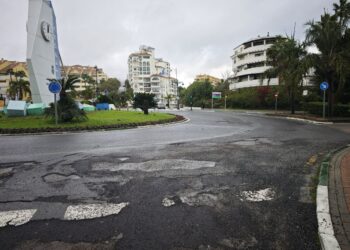 El Ayuntamiento de Estepona activa un plan de urgencia para reparar los desperfectos en vías urbanas causados por las lluvias