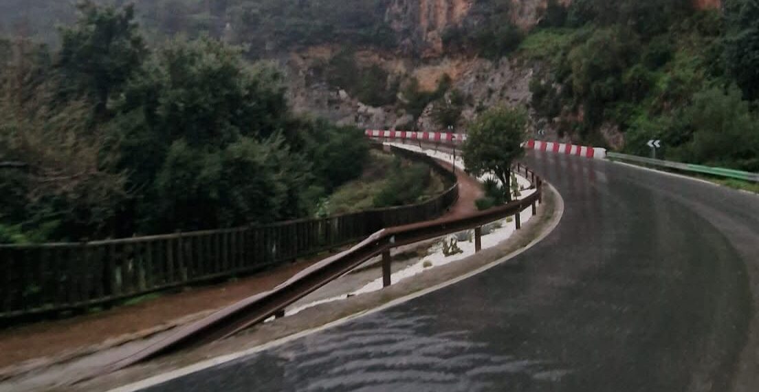 La Junta de Andalucía anuncia el corte de la A-7150 por riesgo de desprendimientos