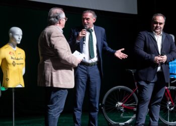 La Vuelta a Andalucía arrancará en Benahavís el 18 de febrero con 119 ciclistas que recorrerán cinco provincias