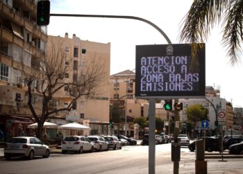 Torremolinos modifica la ZBE para que ningún coche registrado en la ciudad sea multado