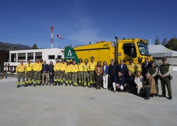 Antonio Sanz inaugura las instalaciones de la nueva base de EMA Infoca Sierra de las Nieves