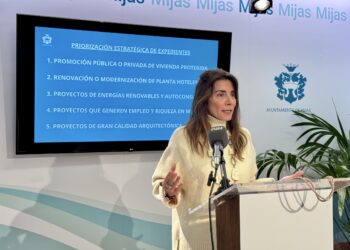 Mijas agiliza los trámites urbanísticos para priorizar vivienda protegida, autoconsumo eléctrico, energías renovables y el empleo