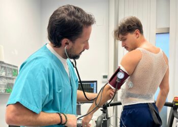 Los fichajes del Marbella FC pasan las pruebas médicas en el Hospital Quirónsalud Marbella