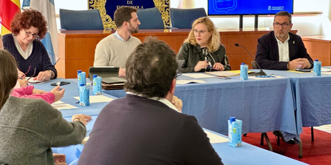 La Mesa de Turismo reclama al Gobierno central un Plan de Estabilización de Playas y mejoras urgentes en la red ferroviaria de Fuengirola