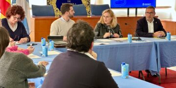 La Mesa de Turismo reclama al Gobierno central un Plan de Estabilización de Playas y mejoras urgentes en la red ferroviaria de Fuengirola