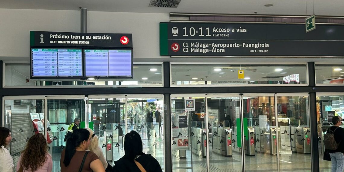 El PP advierte del impacto negativo que el abandono del AVE y del Cercanías por parte del Gobierno genera en el bolsillo de los malagueños y en la economía de la provincia