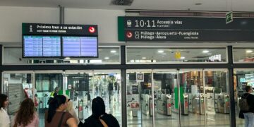 El PP advierte del impacto negativo que el abandono del AVE y del Cercanías por parte del Gobierno genera en el bolsillo de los malagueños y en la economía de la provincia