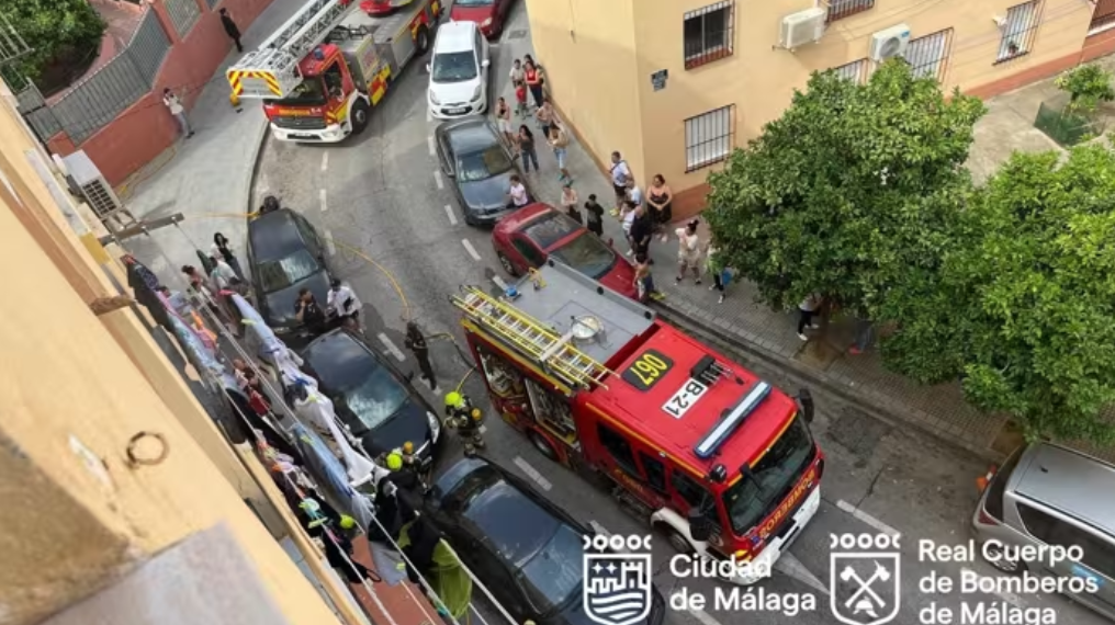 Un incendio en una vivienda de Cruz del Humilladero se cobra la vida del gato de la familia