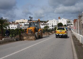 Casares inicia una campaña de recogida de fondos para las familias de El Secadero y Tesorillo «que lo han perdido todo»