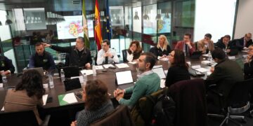 Aviso rojo en Ronda y naranja en la Costa del Sol: la Junta cierra todos los colegios de Andalucía, menos en Almería