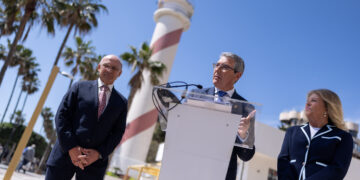 Diputación destina un millón de euros a la recuperación del edificio del Faro de Marbella y su entorno