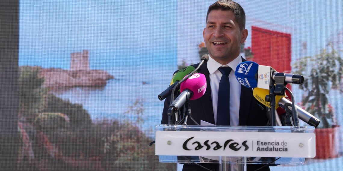 Casares presenta la campaña turística “Siente Casares los 365 días del año”