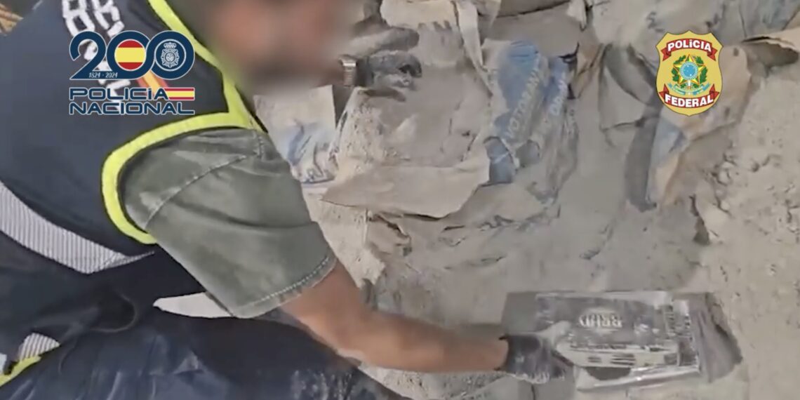 Desarticulada una organización criminal vinculada a la mocromafia por introducir 1.500 kilos de cocaína ocultos en sacos de cemento