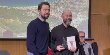 El periodista malagueño Juan Gaitán: «Importa qué se dice pero también cómo se dice»