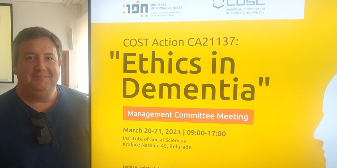 Un profesional del Hospital Costa del Sol, coautor de un estudio europeo sobre ética en demencia