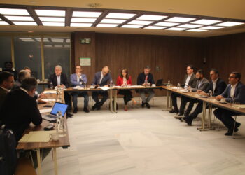 El PP exige al Gobierno “gestos de apoyo” al sector turístico tras volver a retrasar la llegada del AVE a Málaga y le pide que no suba el peaje en Semana Santa