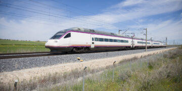 Aehcos alerta de impacto económico y en empleo que provocará retraso en recuperación de AVE