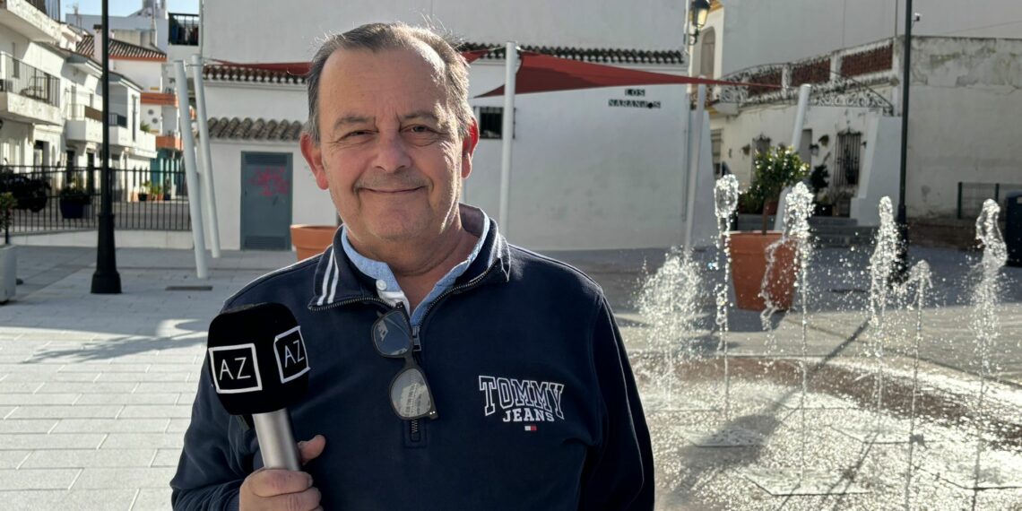 Juan Oliva, autor del cartel de la Semana Santa de Manilva 2026: “La IA no tiene alma, y el arte tiene que salir del alma”