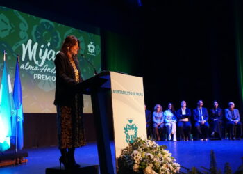 Ana Mata destaca los valores de humanismo, solidaridad, tolerancia y trabajo de los premiados en la celebración del 28-F